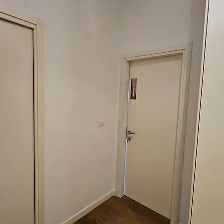Garibaldi's House شقة كونيليانو